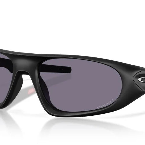 OAKLEY OO9528