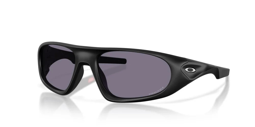 OAKLEY OO9528
